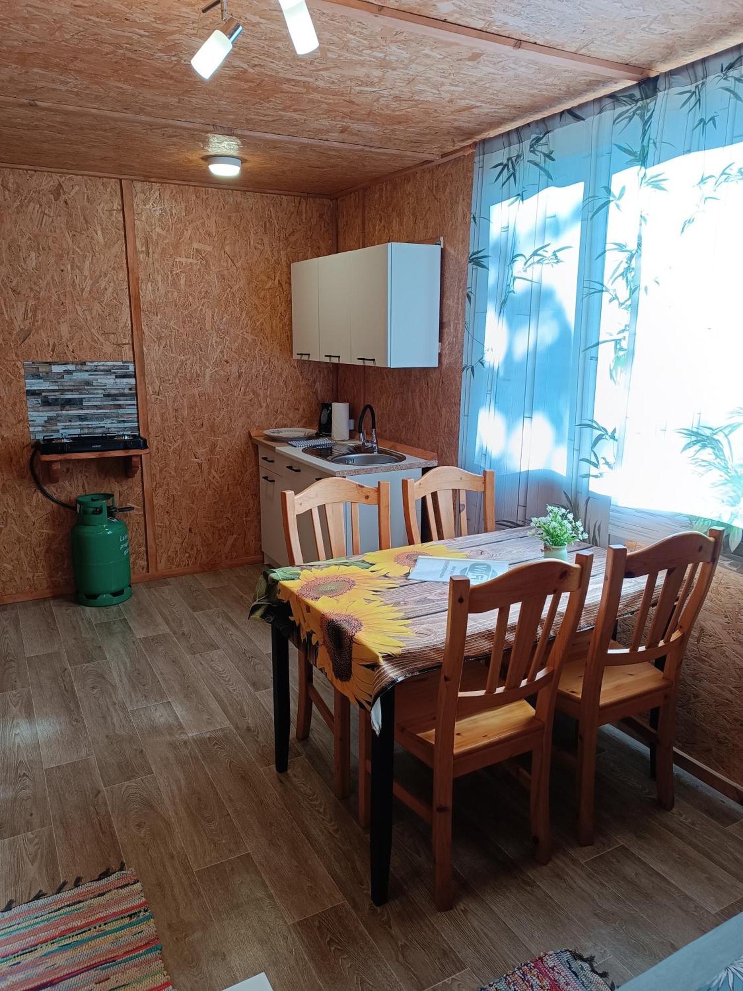 Atputas Vieta Buki Hotel Ventspils Eksteriør billede